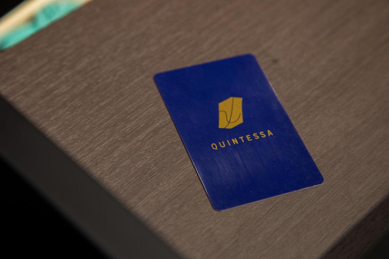 Quintessa Hotel Osaka Shinsaibashi Comic & Books Exteriör bild